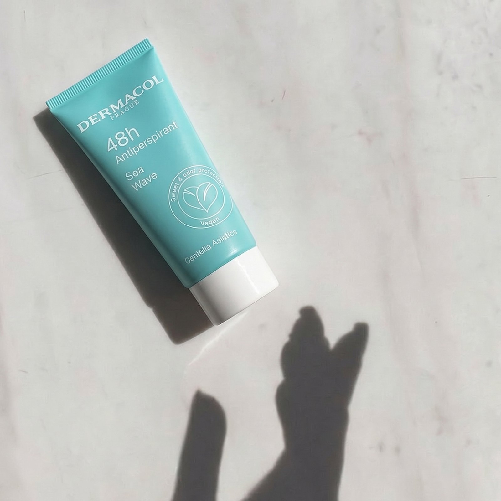 48h krémový antiperspirant Sea wave Dermacol - Oficiální e-shop Dermacol (obrázek 3)
